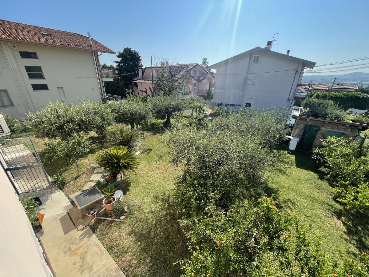 Oasi Di Relax Apartment Santa Maria di Scacciano Exterior photo